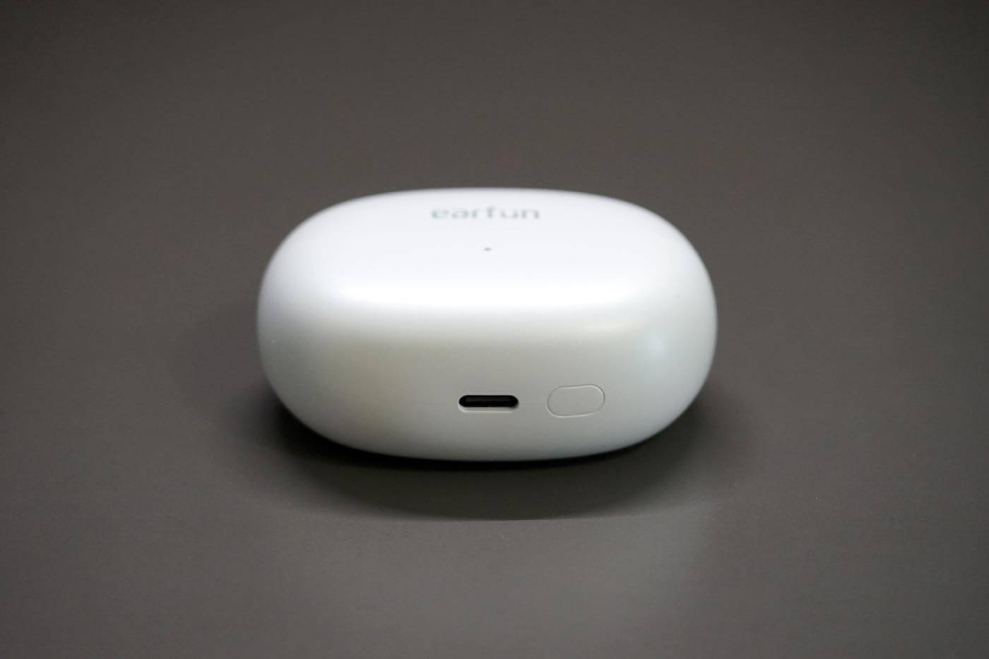 【レビュー】EarFun初のイヤーカフ型イヤホン「EarFun Clip」|LDAC対応・物理ボタン・ハイコスパなどが特徴