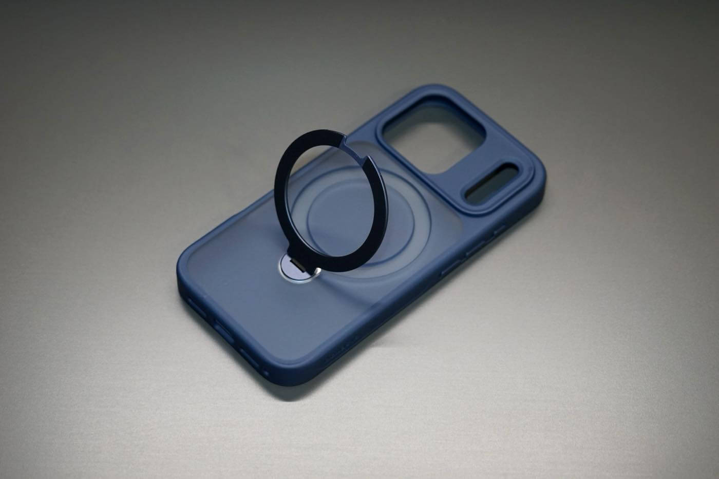 【レビュー】安定の品質!! CASEKOOの360度回転リング搭載ケース「Magicstand Pro」のiPhone 17 Pro対応モデル