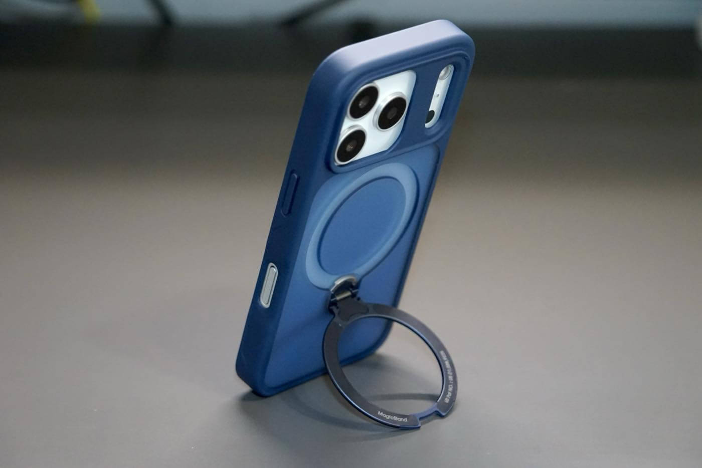【レビュー】安定の品質!! CASEKOOの360度回転リング搭載ケース「Magicstand Pro」のiPhone 17 Pro対応モデル