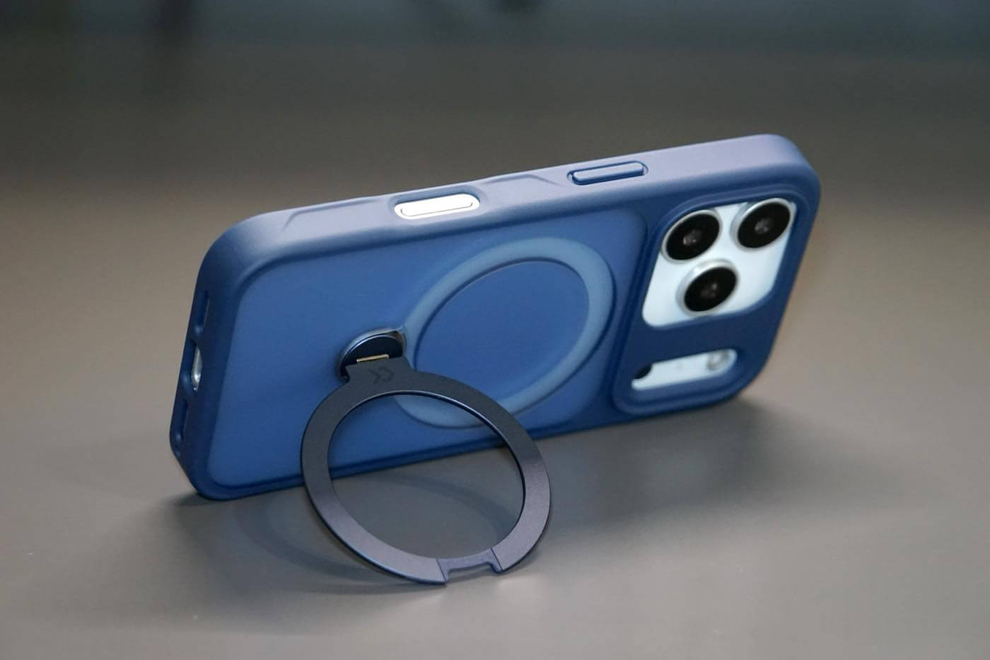 【レビュー】安定の品質!! CASEKOOの360度回転リング搭載ケース「Magicstand Pro」のiPhone 17 Pro対応モデル