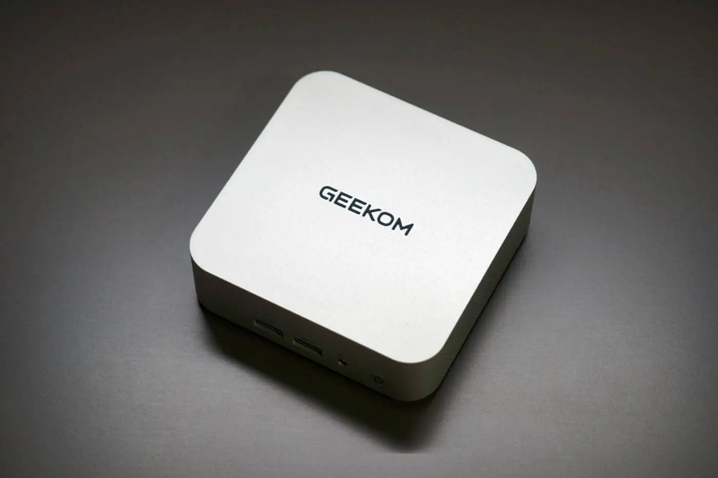 GEEKOM A6」レビュー｜超小型ながら熱管理も問題なく、コスパが優秀な 
