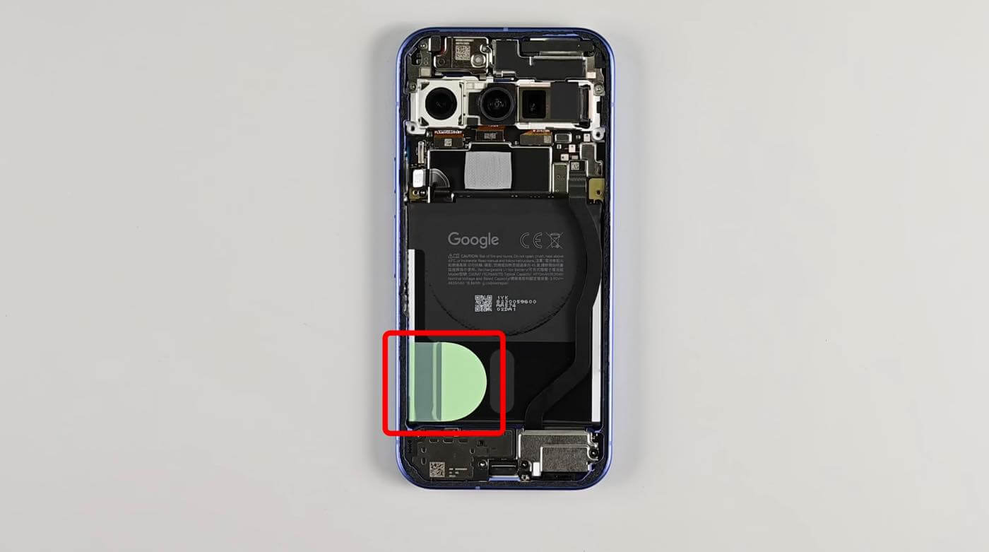 「Google Pixel 10」の分解動画公開|前モデルより修理し易さは向上