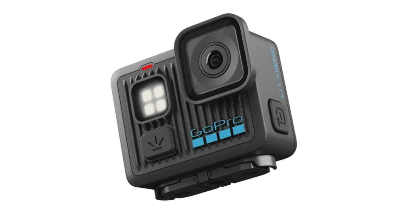 GoPro、新型360度カメラ｢MAX2｣とライト内蔵の超コンパクトカメラ｢LIT HERO｣を発表