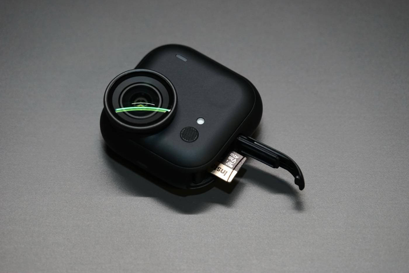 ｢Insta360 GO Ultra｣ レビュー｜より万能になったウェアラブルアクションカム