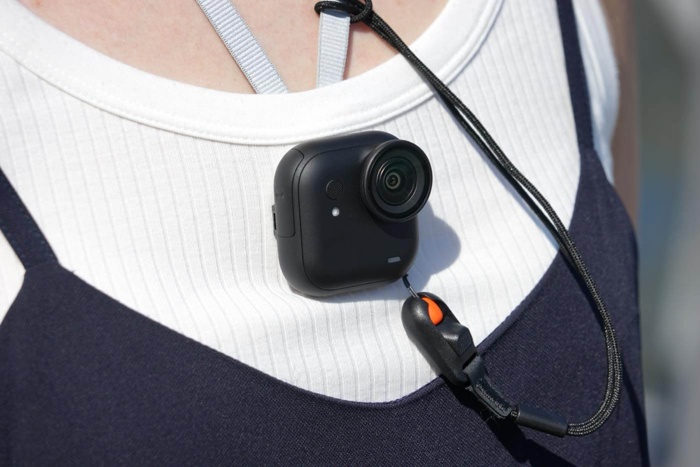 ｢Insta360 GO Ultra｣ レビュー｜より万能になったウェアラブルアクションカム