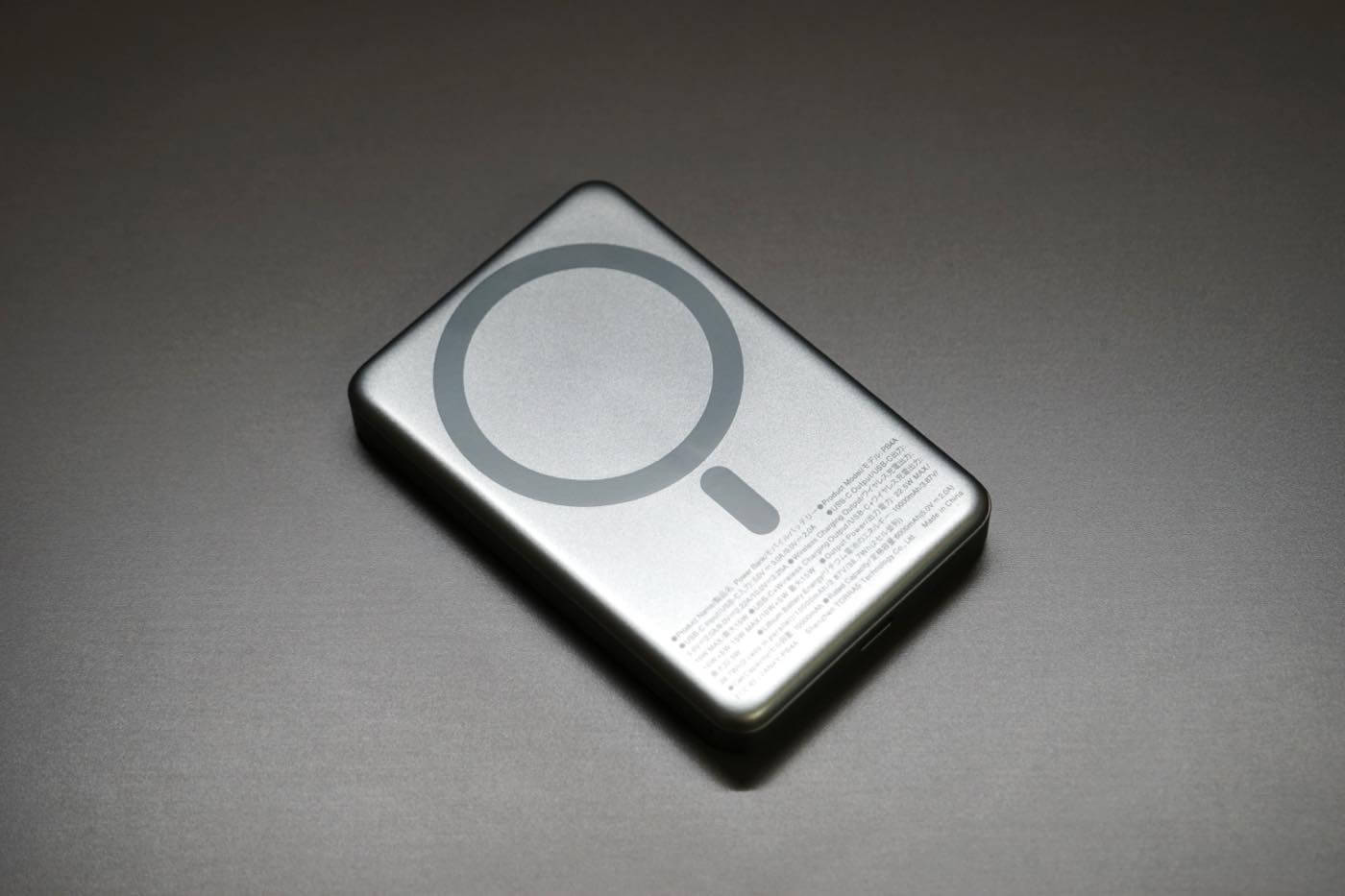 【レビュー】次世代エコレザーを採用した360度回転スタンド搭載ケース｢TORRAS Ostand Q3 レザートーン｣