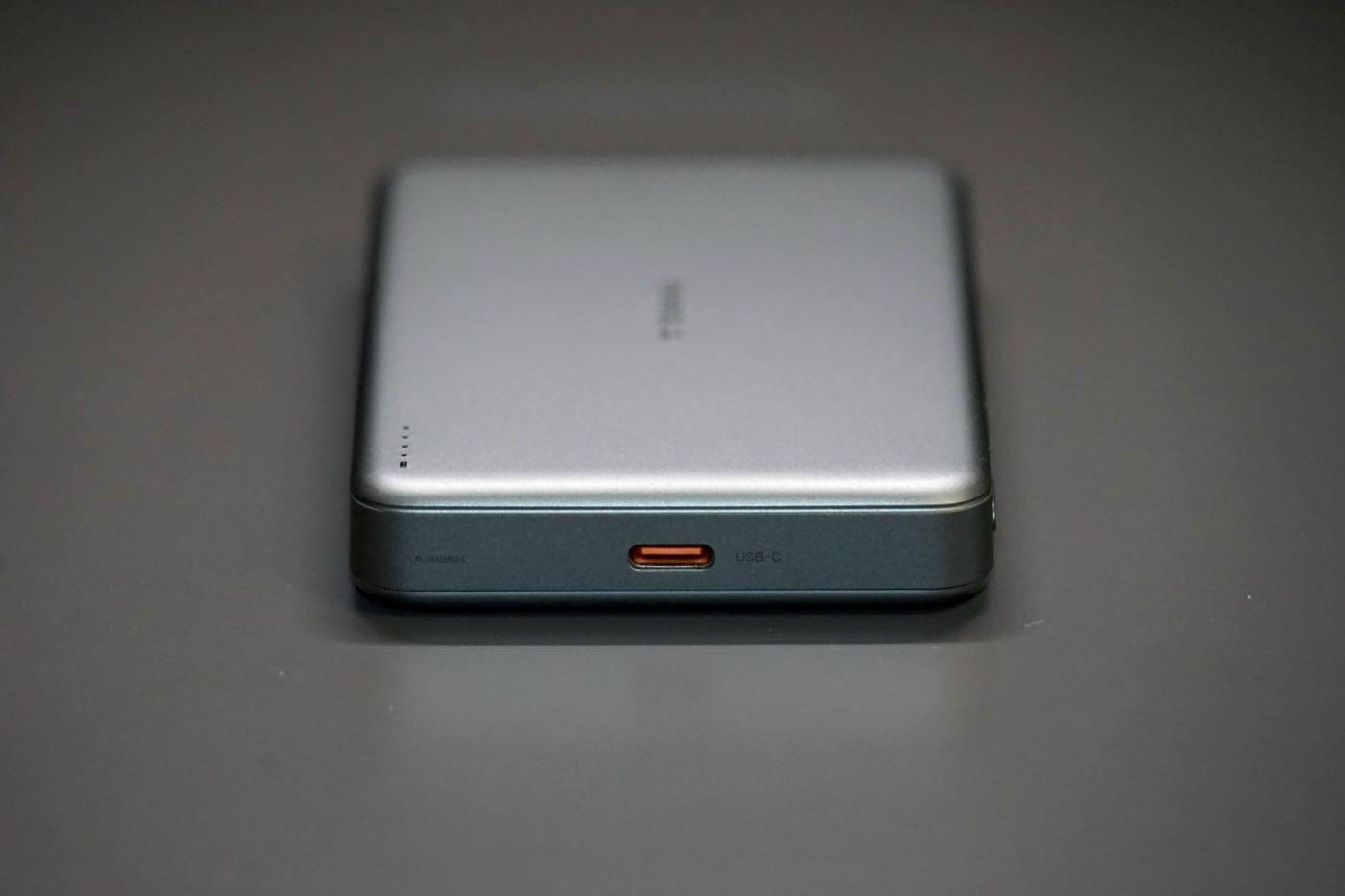 【レビュー】次世代エコレザーを採用した360度回転スタンド搭載ケース｢TORRAS Ostand Q3 レザートーン｣