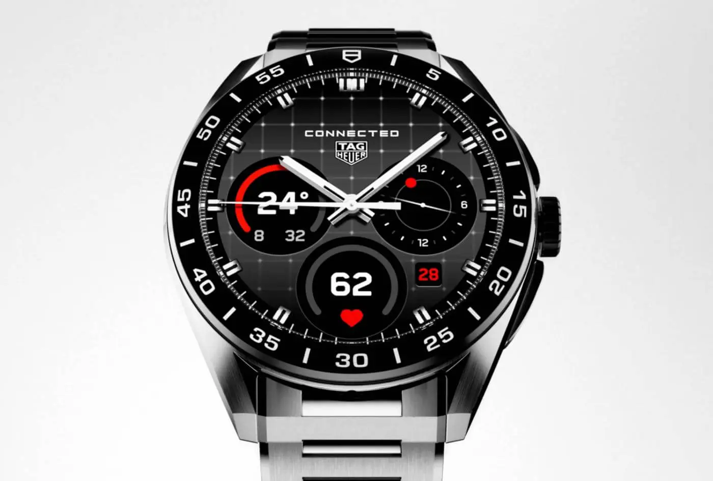 タグ・ホイヤー、独自OS｢TAG Heuer OS｣を搭載&MFi認証を取得した新型