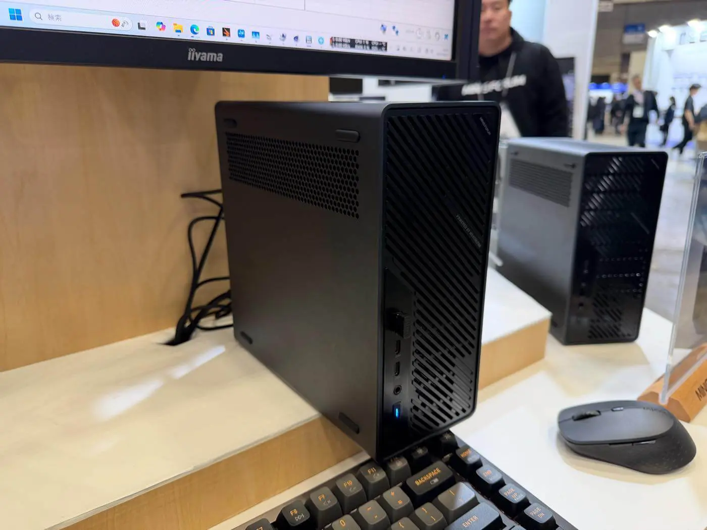 ミニPC（Core Ultra 9 285K/Windows11）小型パソコン ROG NUC | ミニPC