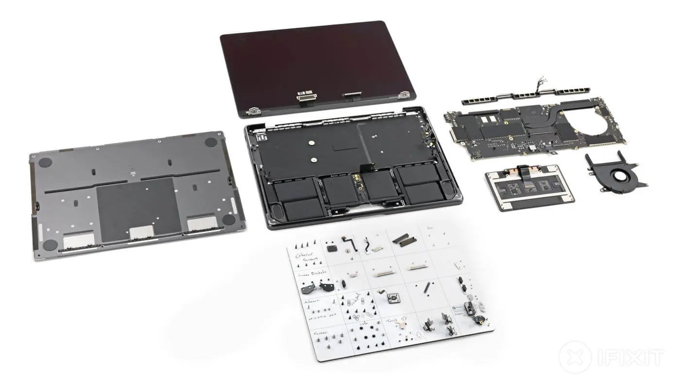 MacBook Pro M5 チップ　開封一週間 iFixit、M5搭載｢MacBook Pro 14インチ｣の分解レポートを公開｜内部に
