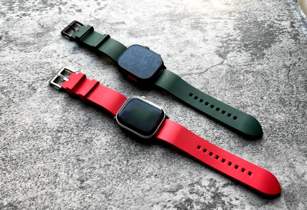 ビジネスシーンやモードなスタイルにも合うApple Watch用バンド「MinZ FKM mono Band」にグリーンとレッドの2色追加