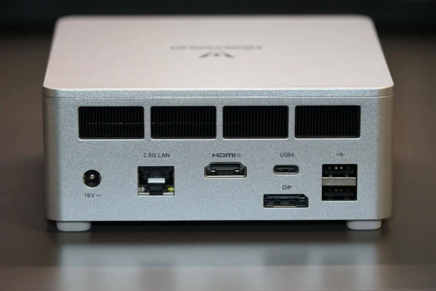 Minisforum UM750L Slim｣ レビュー｜5万円台のコスパに優れたミニPC