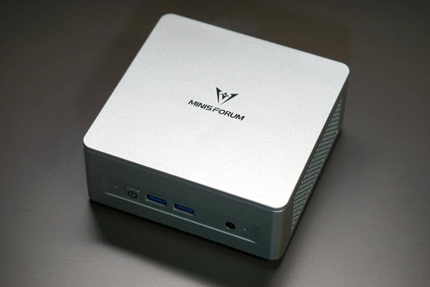 ｢Minisforum UM750L Slim｣ レビュー｜5万円台のコスパに優れたミニPC