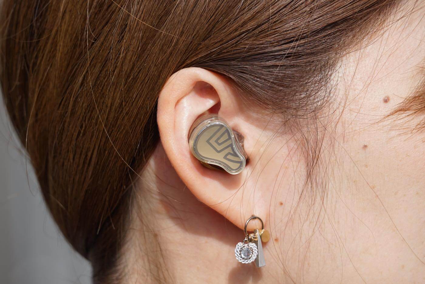 「SOUNDPEATS H3」 レビュー|1万円台前半で購入可能な3基ドライバー構成のフラッグシップモデル