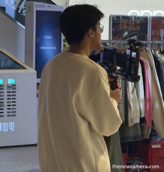 ｢DJI Osmo Pocket 4｣と｢Osmo Pocket 3｣の比較テストを激写したとされる画像が登場