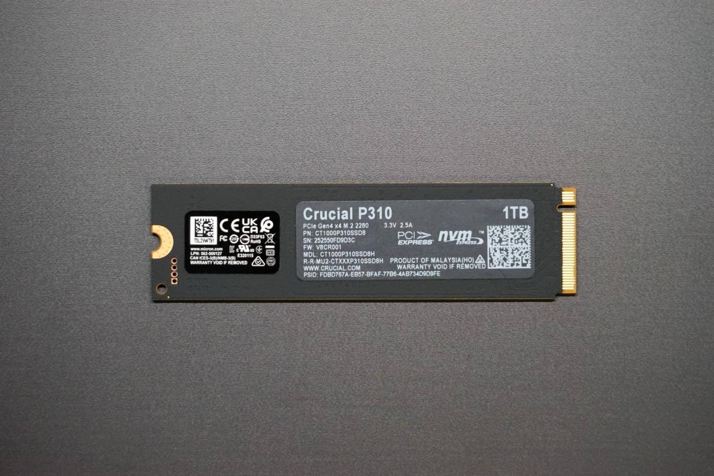 『Minisforum X1 Lite』レビュー｜小型軽量ボディにAMD Ryzen 7 255を搭載したミッドレンジモデル