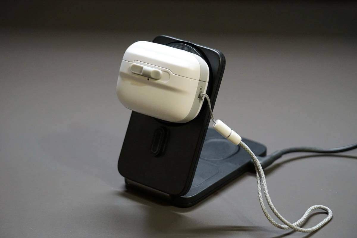 【レビュー】ESRのAirPods Pro用ケース｢ESR Pulse フリックロック マグネットケース｣｜磁石とラッチによるロック機構を搭載で落下時も安心