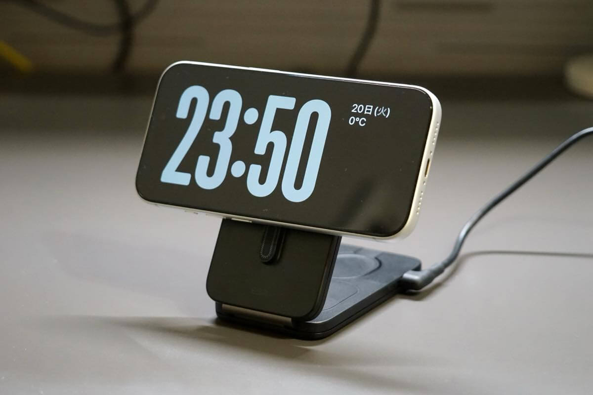 【レビュー】｢ESR CryoBoost 折りたたみ式 3-in-1 マグネット充電ステーション (Qi2 25W)｣ ｜冷却機構も搭載で携帯型3-in-1モデルとしては弱点なし?!