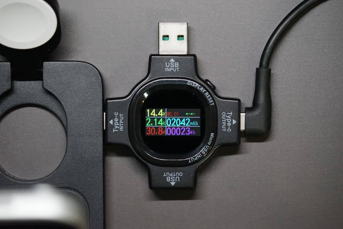 【レビュー】｢ESR CryoBoost 折りたたみ式 3-in-1 マグネット充電ステーション (Qi2 25W)｣ ｜冷却機構も搭載で携帯型3-in-1モデルとしては弱点なし?!