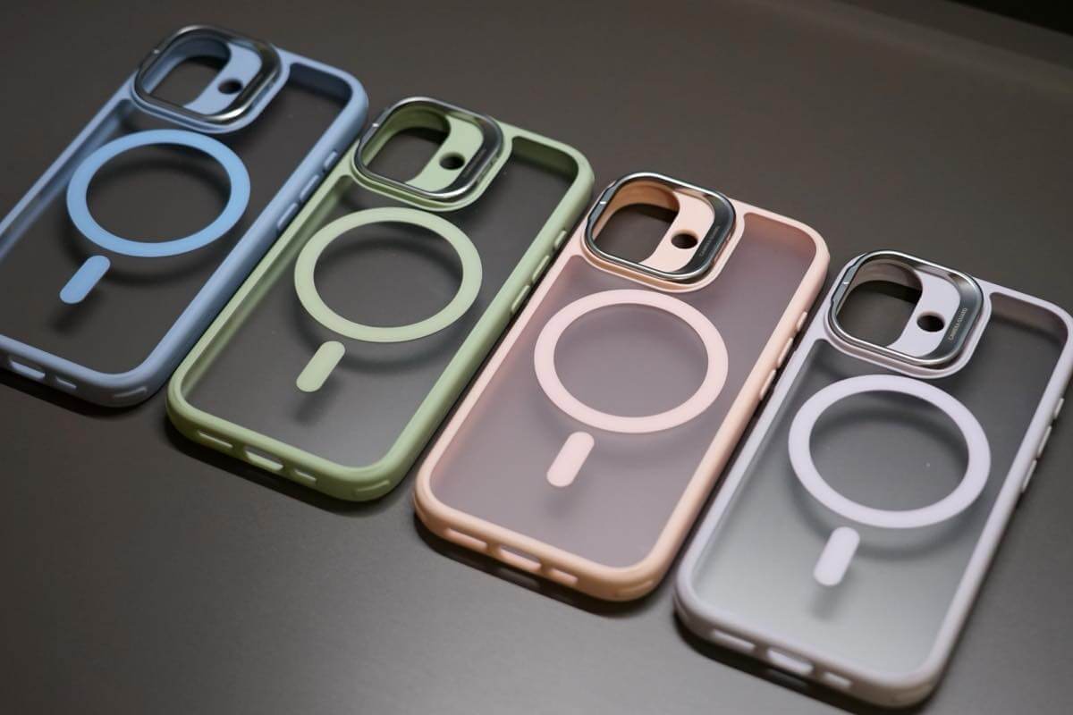 【レビュー】カメラガードがスタンドにもなる「ESR Classic ハイブリッドマグネットケース」｜iPhone 17向けに新たに登場した春の新色をチェック
