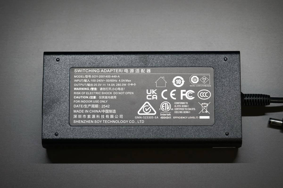 【レビュー】GeForce RTX 5070 Laptop搭載の超薄型ゲーミングPC「Minisforum AtomMan G7 Pro」をチェック