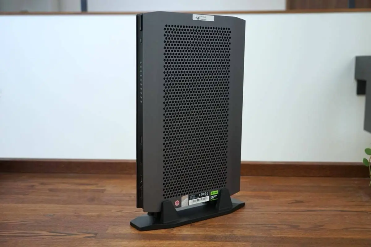 レビュー】GeForce RTX 5070 Laptop搭載の超薄型ゲーミングPC