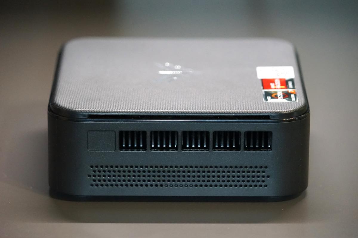 【レビュー】値上がりが続くミニPC、まだ5万円台で買える「NiPoGi E3B」をチェック