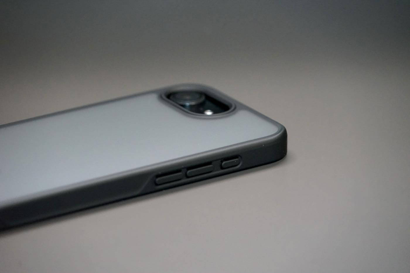 【レビュー】CASEKOOの360度回転スタンド搭載ケース｢Magicstand Pro｣にiPhone 17e対応モデルが登場｜よりシンプルな｢Basic Case｣も