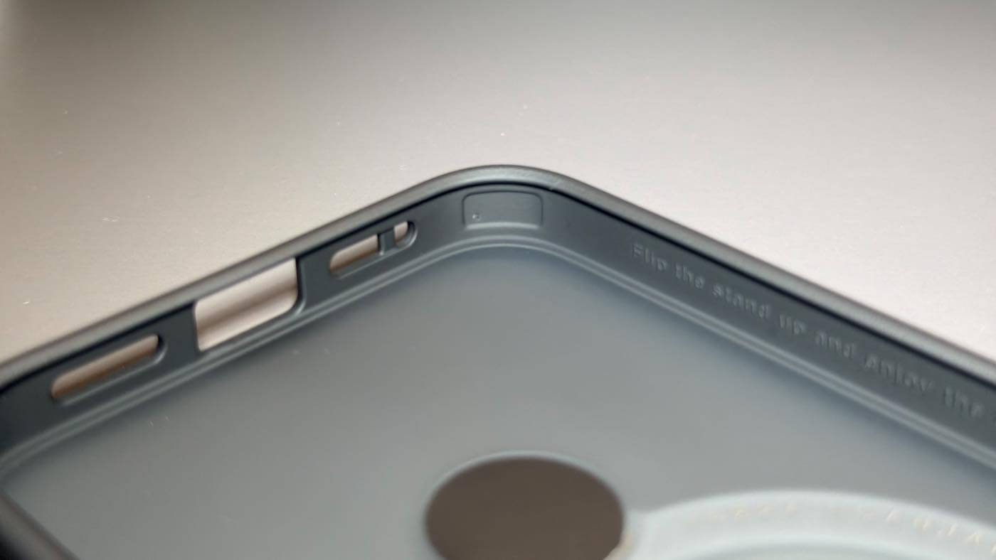 【レビュー】CASEKOOの360度回転スタンド搭載ケース｢Magicstand Pro｣にiPhone 17e対応モデルが登場｜よりシンプルな｢Basic Case｣も