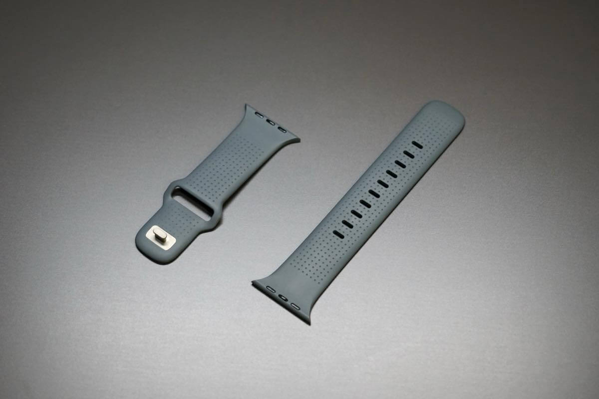 【レビュー】ドットデザインで落ち着いた雰囲気のApple Watch用スポーツバンド｢MinZ DOT Band｣ ｰ ワイドなフォルムが｢Ultra｣との相性も○
