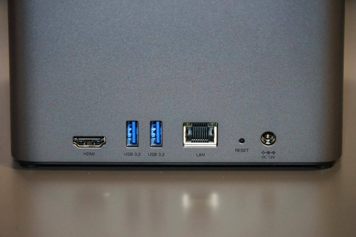 【レビュー】「UGREEN NASync DH4300 Plus」ｰ スマホの写真や動画のバックアップに最適で、簡単・手頃なエントリーNASキット