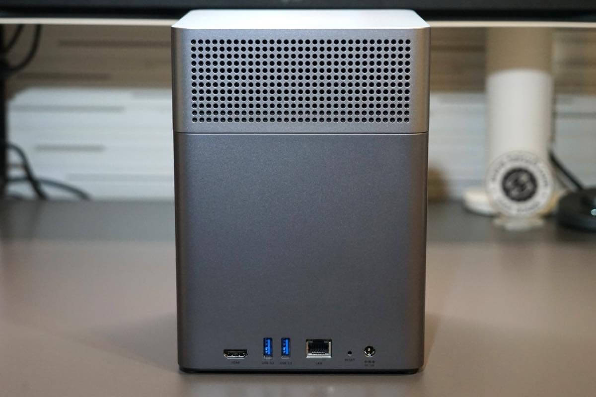 【レビュー】「UGREEN NASync DH4300 Plus」ｰ スマホの写真や動画のバックアップに最適で、簡単・手頃なエントリーNASキット