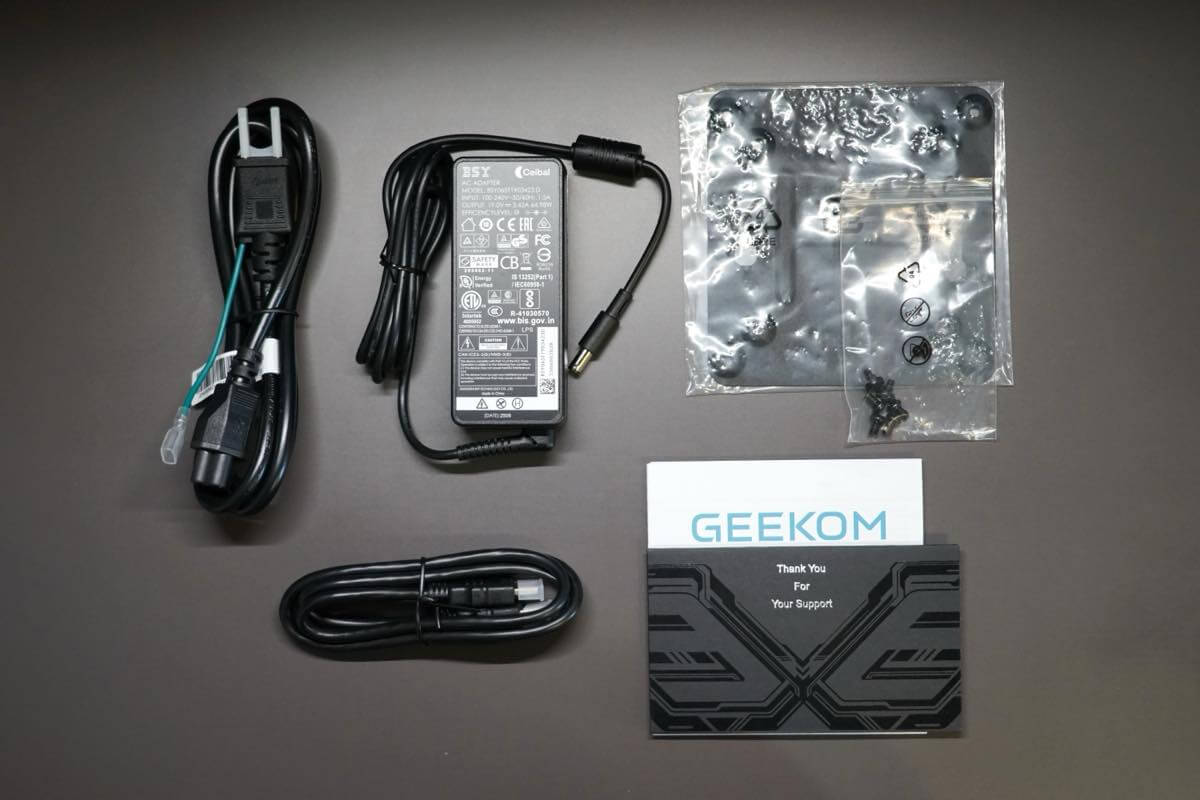 【レビュー】Ryzen 5 7530U搭載でコスパ・静音性・デザイン性の三拍子揃ったミニPC『GEEKOM A5 Pro 2026 Edition』