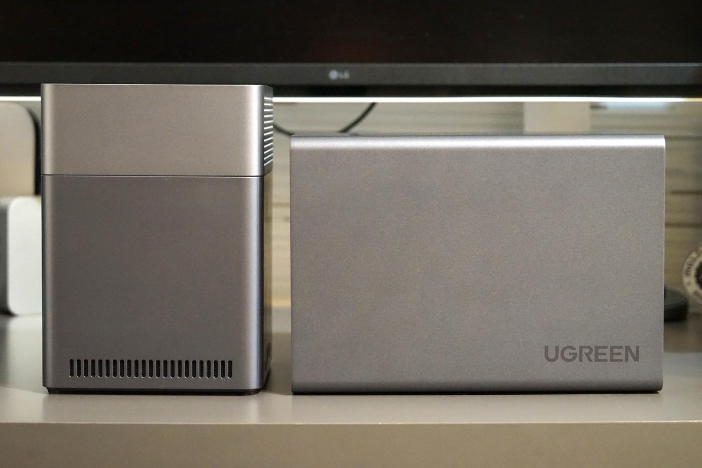 【レビュー】「UGREEN NASync DH4300 Plus」ｰ スマホの写真や動画のバックアップに最適で、簡単・手頃なエントリーNASキット