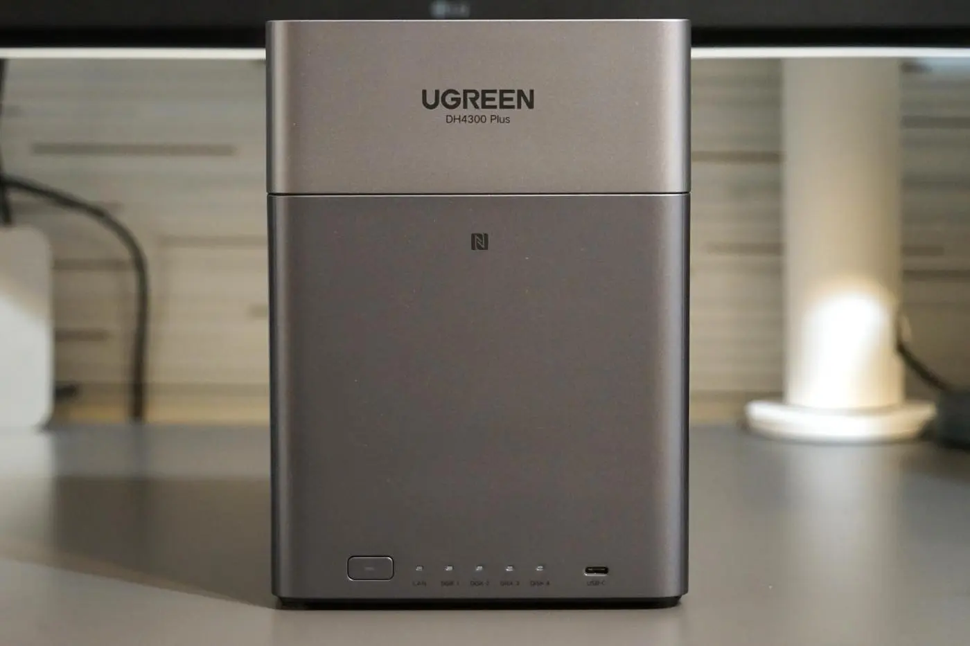 UGREEN DH4300 Plus NAS 本体 4TB×2台