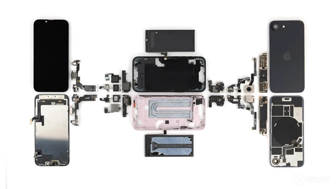 iFixitが｢iPhone 17e｣の分解レポートを公開 ｰ 内部設計は｢iPhone 16e