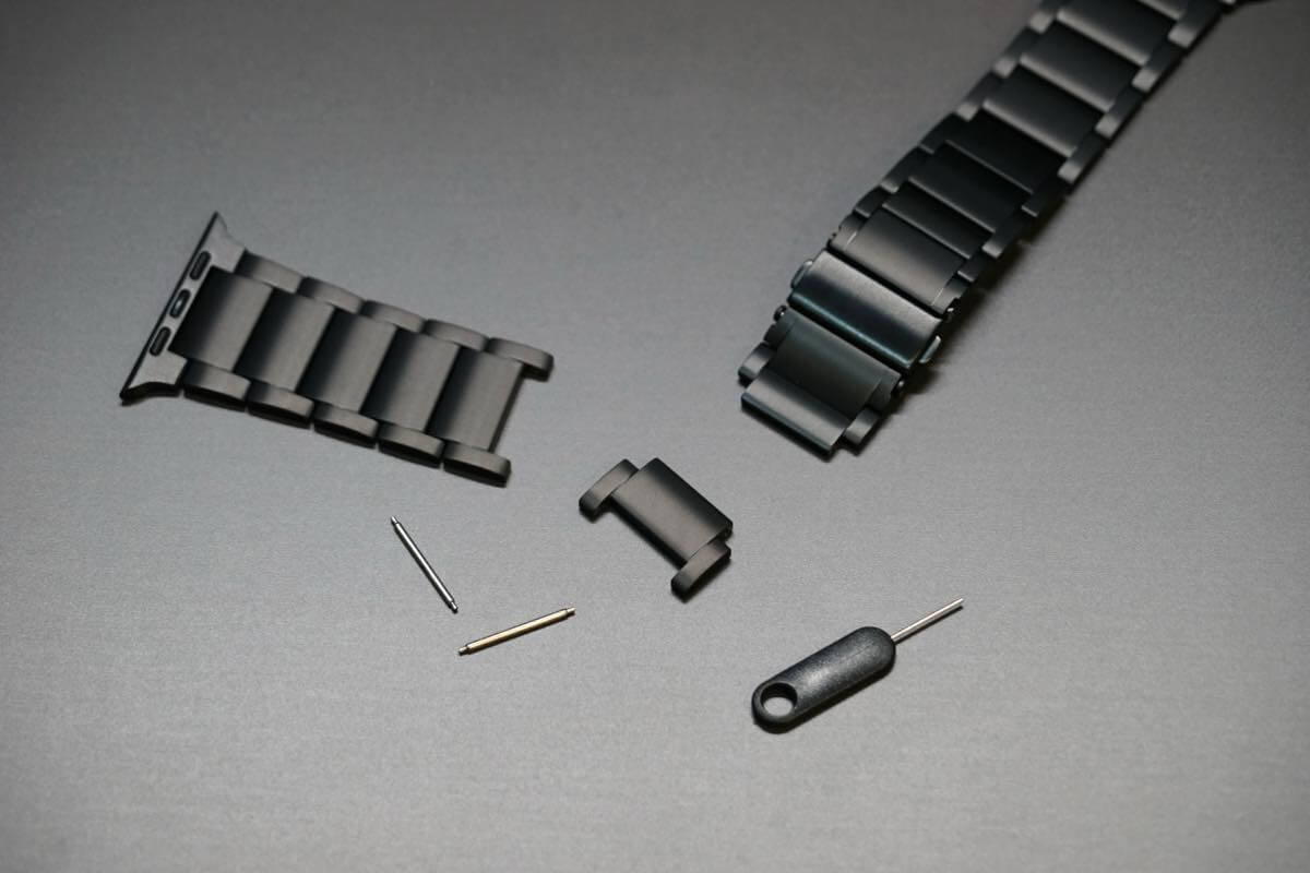 【レビュー】｢MinZ Titanium Band PRO｣ ｰ フルチタニウム仕様でApple Watch Ultraとの一体感が魅力