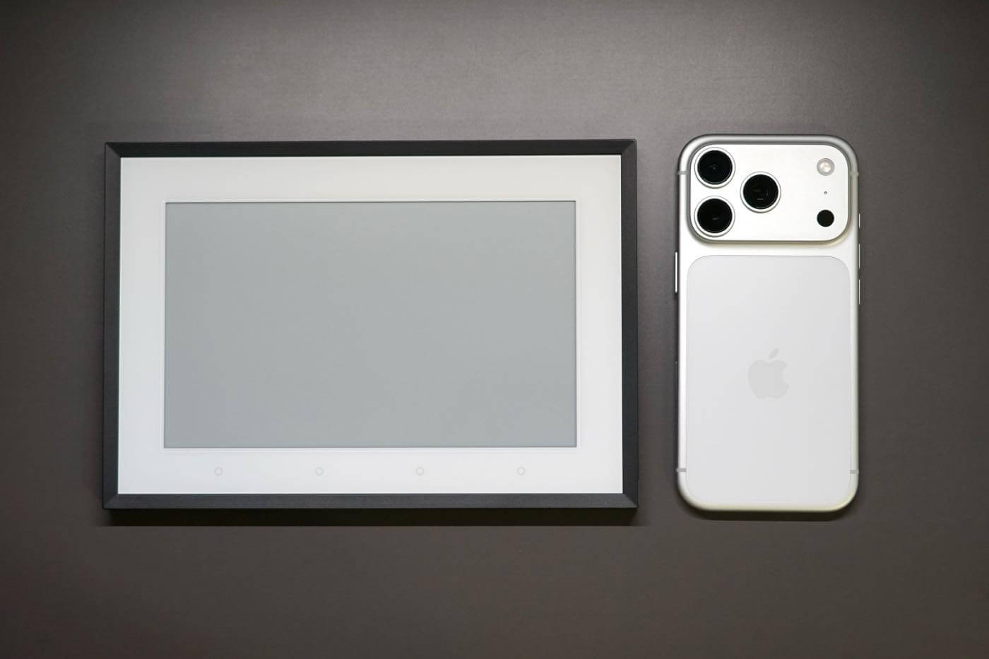 【レビュー】『SwitchBot スマートデイリーステーション』をチェック ｰ 電子ペーパー搭載天気情報端末で｢今日何着る? 傘必要??｣も解決