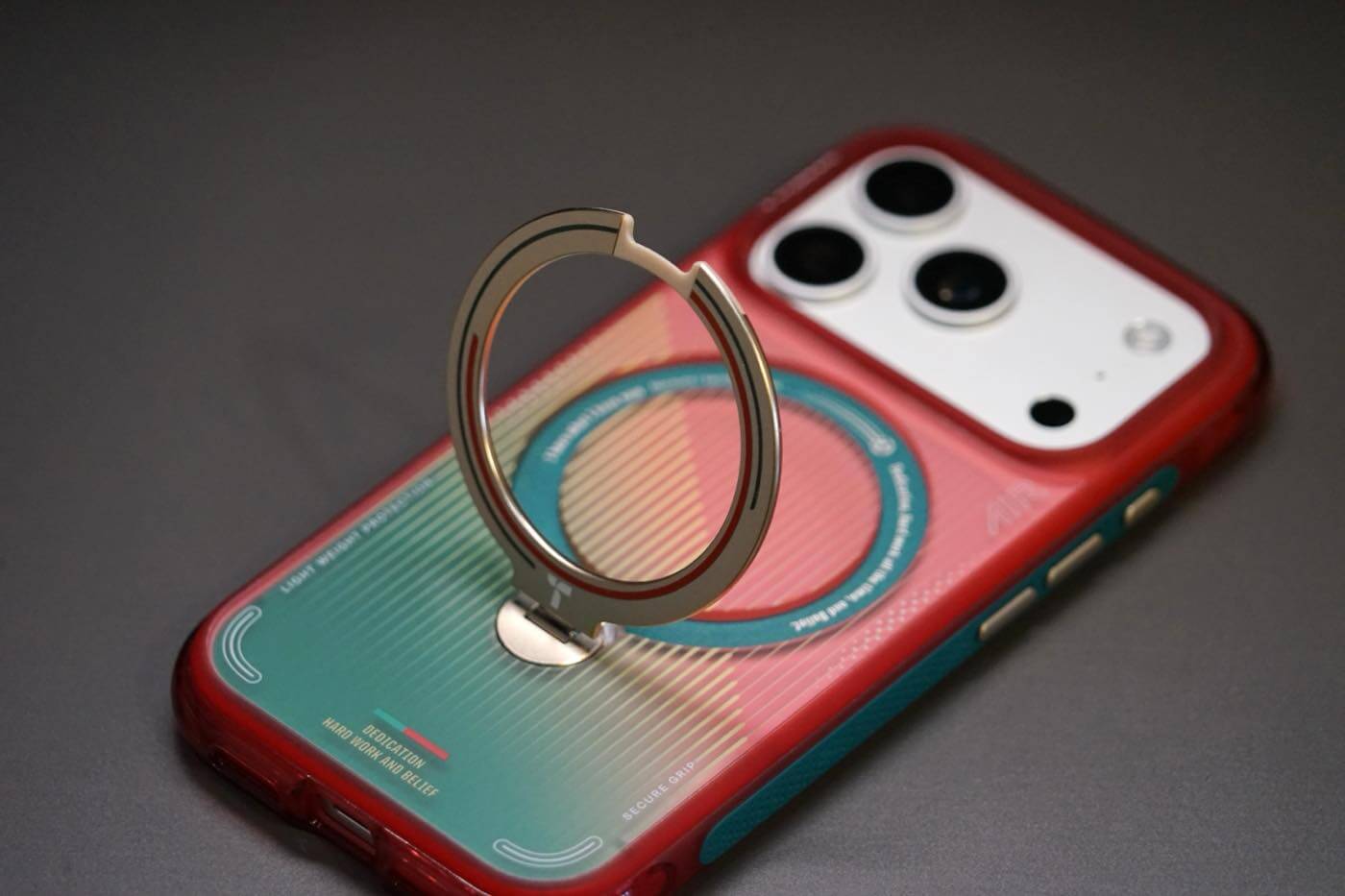 【レビュー】｢TORRAS Ostand Q3 Air｣のポルトガル代表サッカーチームとのコラボモデルをチェック ｰ エアバッグ搭載で落下時も安心感あり