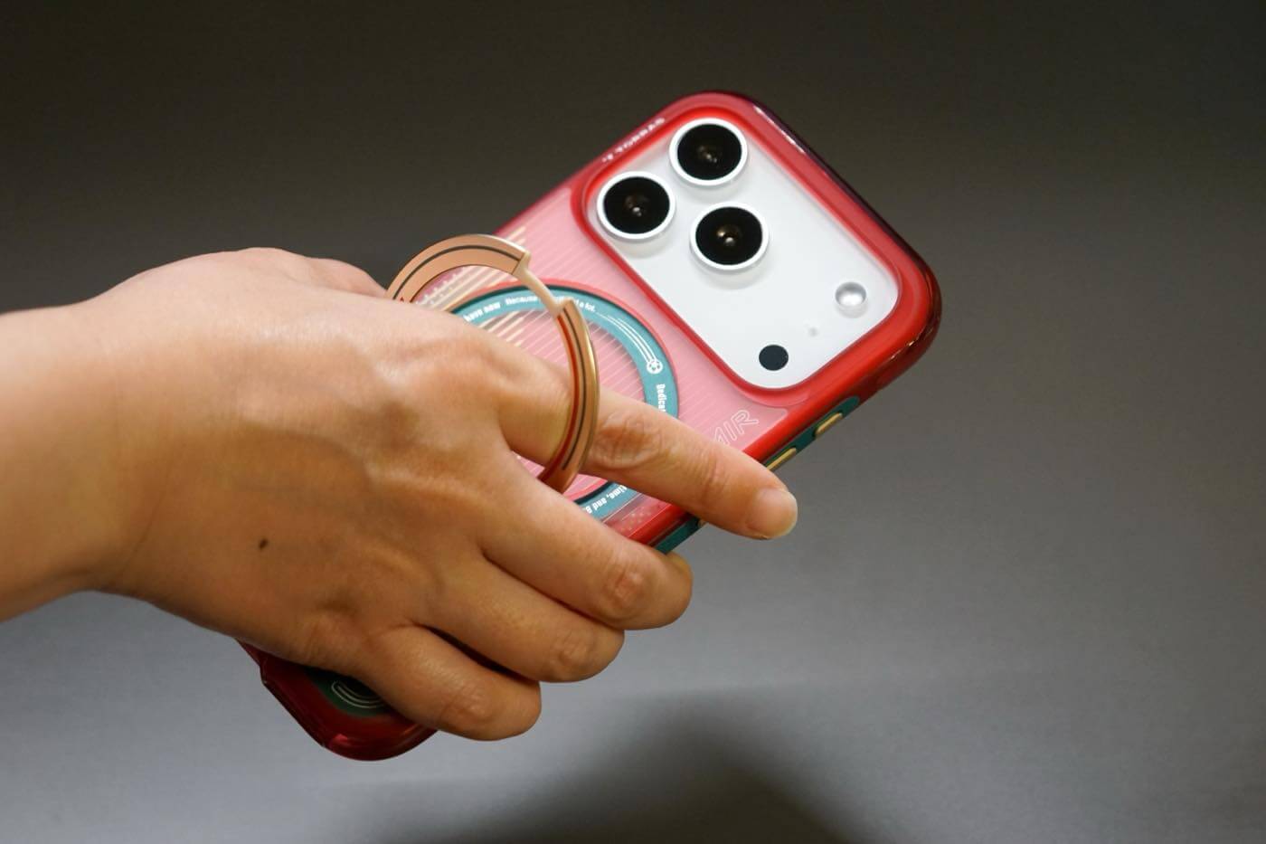 【レビュー】｢TORRAS Ostand Q3 Air｣のポルトガル代表サッカーチームとのコラボモデルをチェック ｰ エアバッグ搭載で落下時も安心感あり