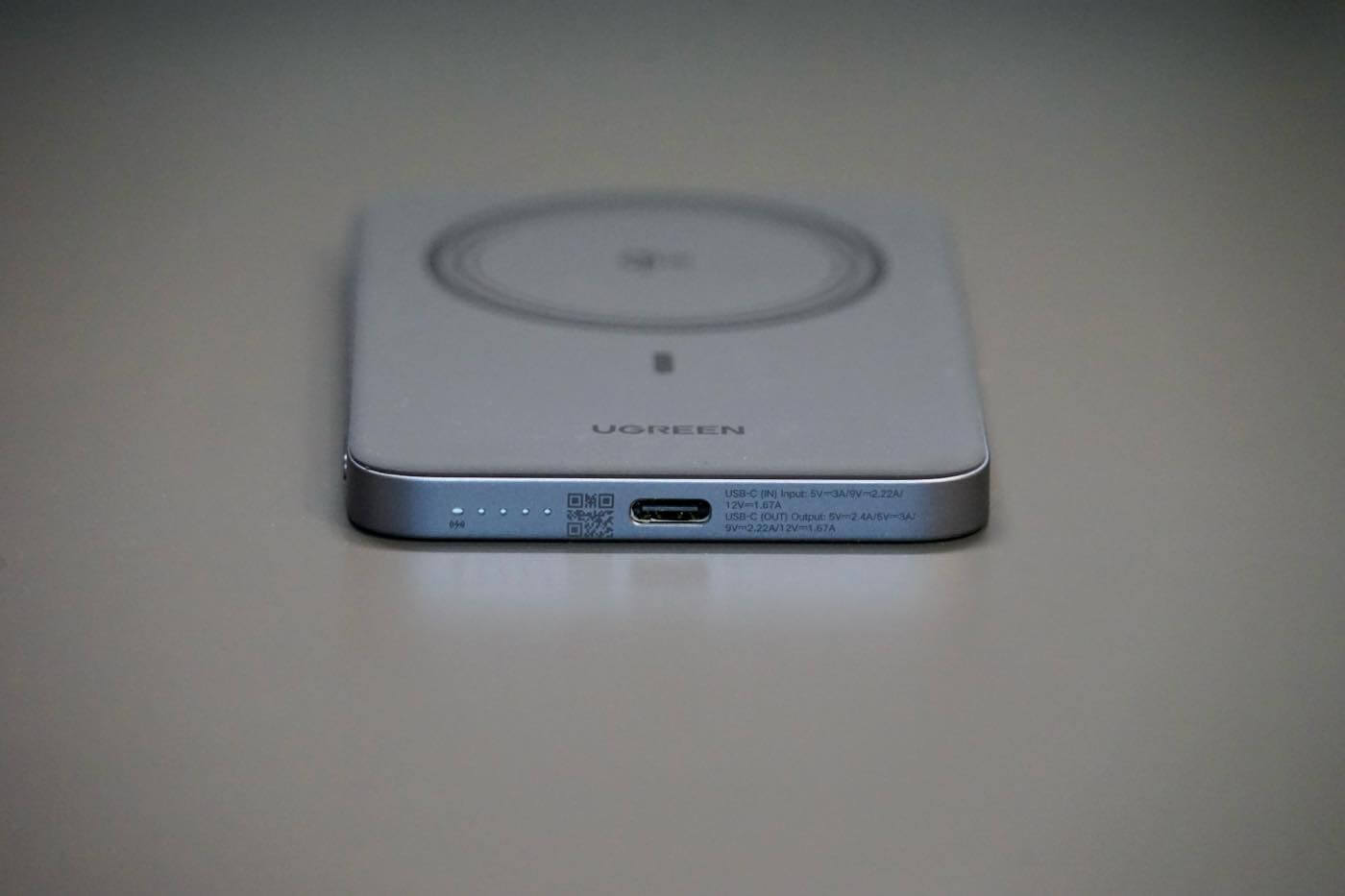 【レビュー】厚さ8.6㎜の超薄型設計モバイルバッテリー｢UGREEN MagFlow Air 5000mAh｣をチェック