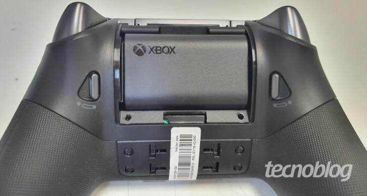 「Xbox Elite ワイヤレス コントローラー シリーズ 3」の実機写真が明らかに ー 2つの新しいスクロールホイールを搭載