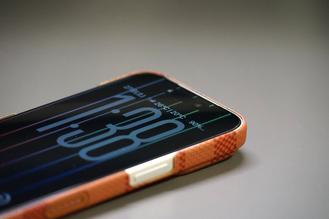 【レビュー】｢PITAKA Edge Case｣が韓国のファッションブランド｢MÜNN｣とコラボ ｰ タータンチェック柄で女性にもオススメ