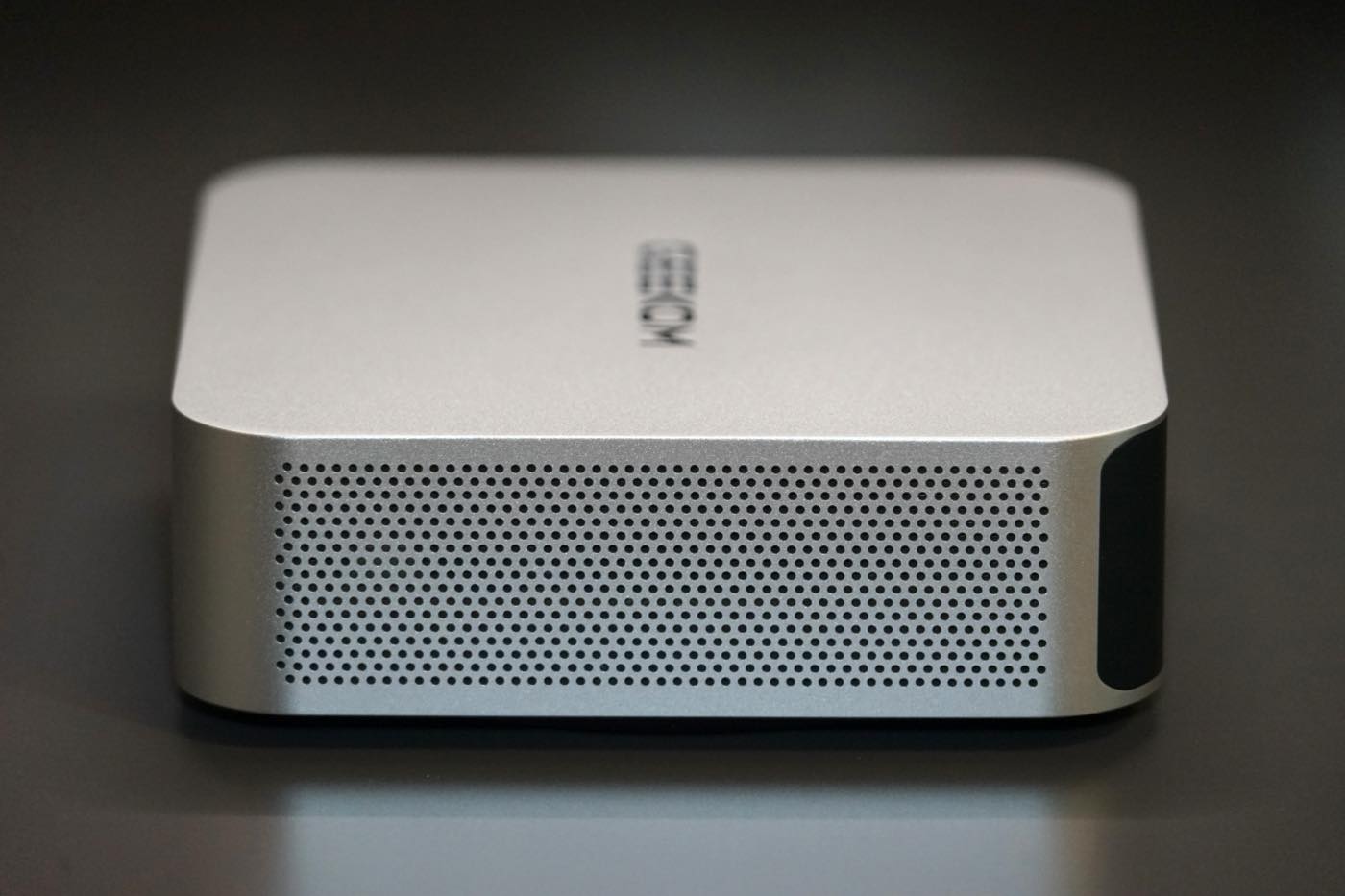【レビュー】信頼性の高い定番構成を採用したミニPC『GEEKOM A8 2026エディション』ｰ 超小型サイズで高品質な設計も特徴