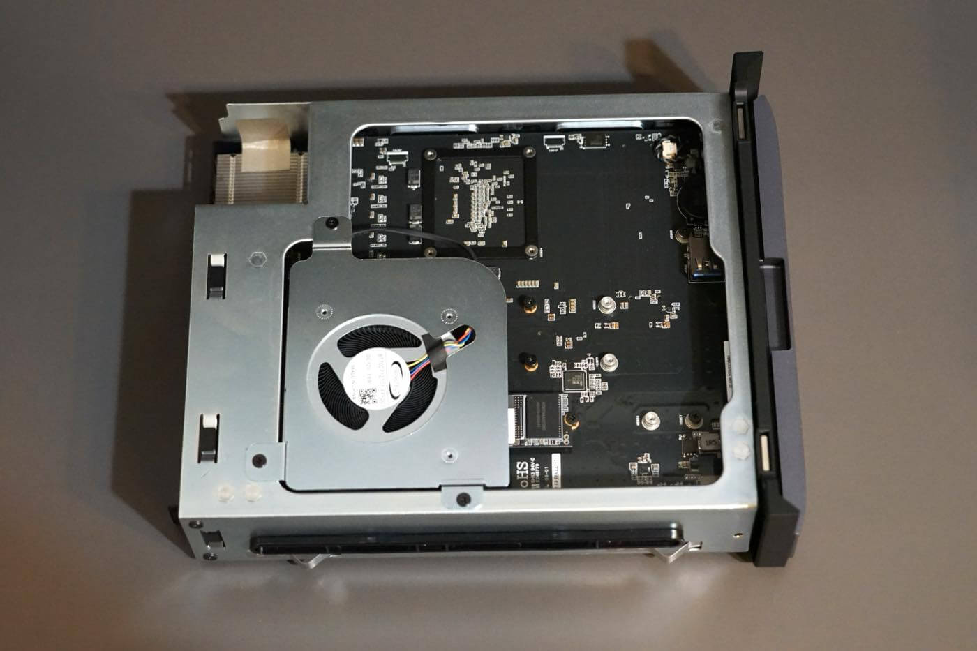【レビュー】Ryzen AI 9 HX PRO 370搭載NASキット「Minisforum N5 Pro AI NAS」をチェック