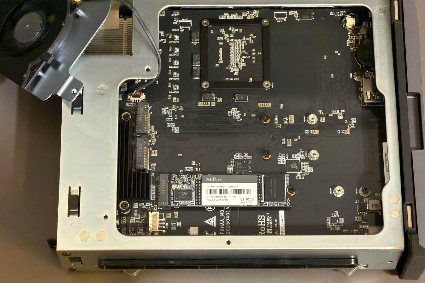 【レビュー】Ryzen AI 9 HX PRO 370搭載NASキット「Minisforum N5 Pro AI NAS」をチェック