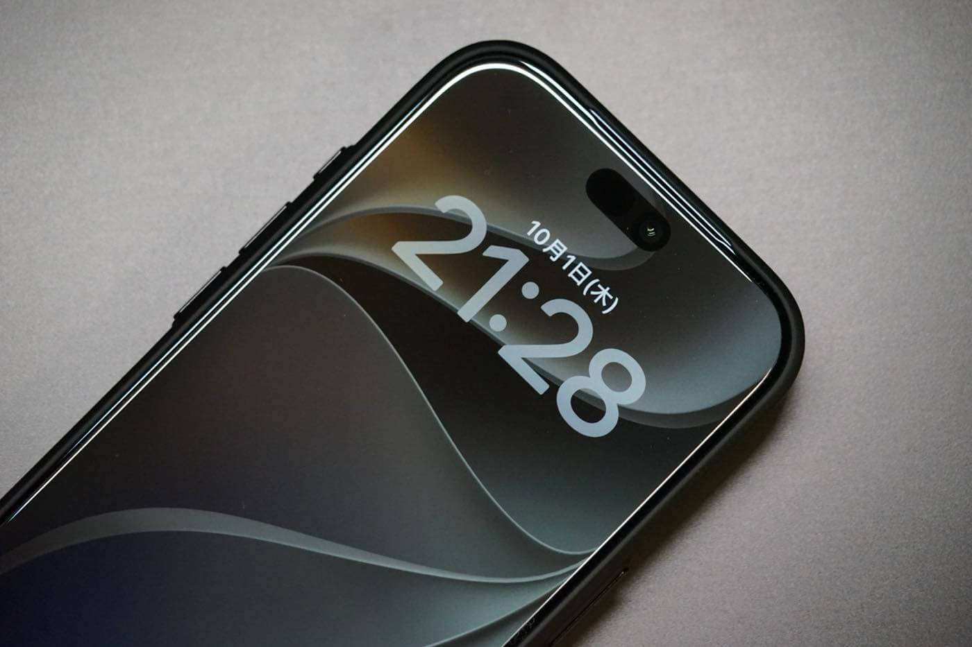 【レビュー】Deffの「Super Tough Case DURO for iPhone 18 Pro」 ー アラミド繊維とTPUの組み合わせで耐衝撃性能を向上