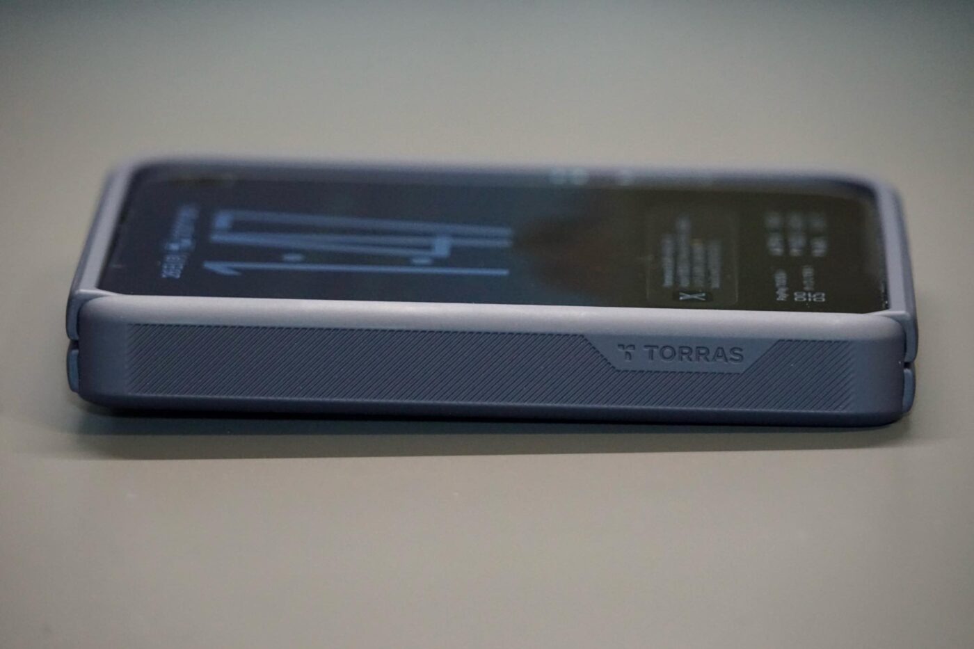 ｢TORRAS Ostand Q3 Spin｣のiPhone Duo用をレビュー – 迷ったらこれ一つで十分なケース