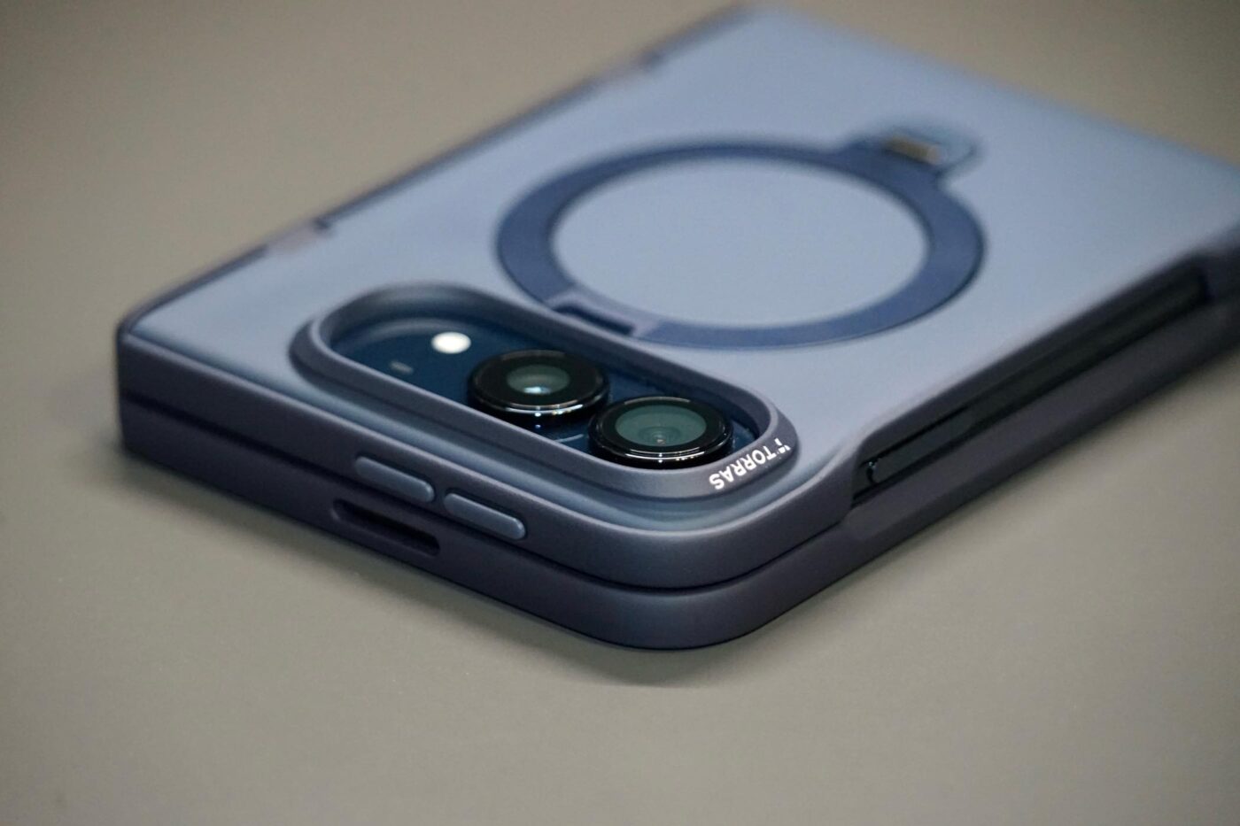 ｢TORRAS Ostand Q3 Spin｣のiPhone Duo用をレビュー – 迷ったらこれ一つで十分なケース