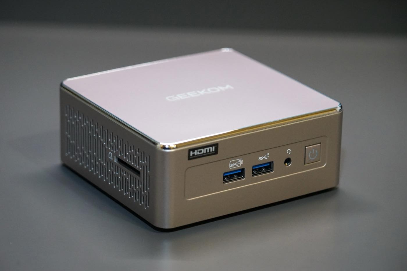 【レビュー】『GEEKOM A5 2027エディション』ー 静音性に優れ、長時間の安定動作を実現するミニPC